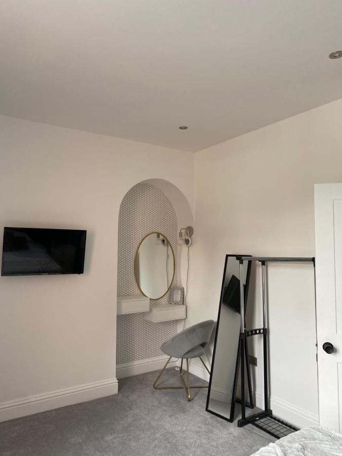 גרנטהאם Luxury Spacious Renovated Townhouse מראה חיצוני תמונה