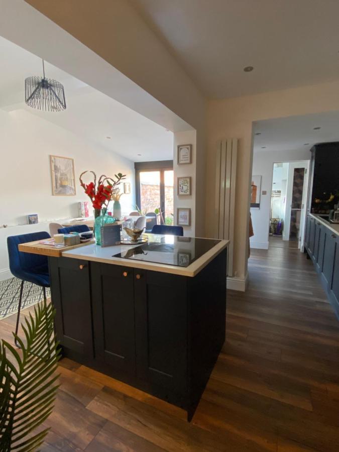 גרנטהאם Luxury Spacious Renovated Townhouse מראה חיצוני תמונה